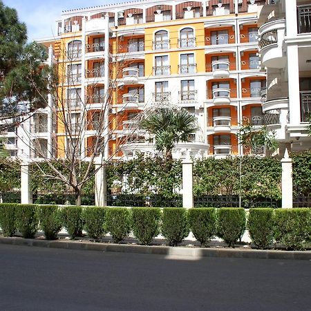Lvv Palace Apartment Слънчев бряг Екстериор снимка